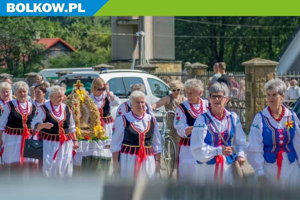 na zdjęciu koło gospodyń wiejskich